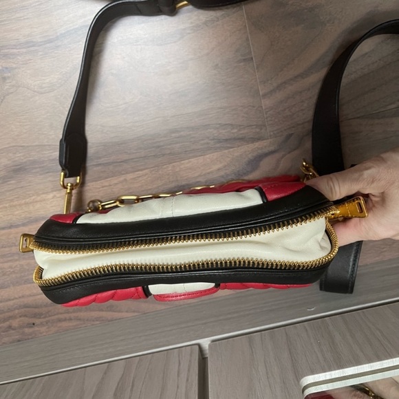 Authentic Miu Miu CONFIDENTIAL napa
Biker bag 70% off - Picture 10 of 15